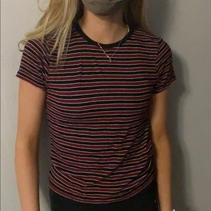 MAROON STRIPED TEE